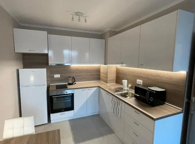 Movie Flats Апартамент *