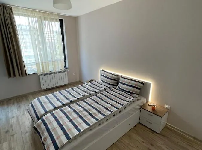 Movie Flats * София