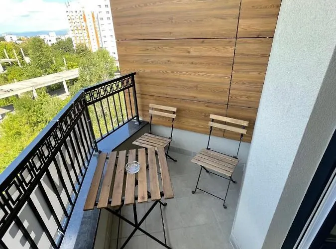 Movie Flats Апартамент София